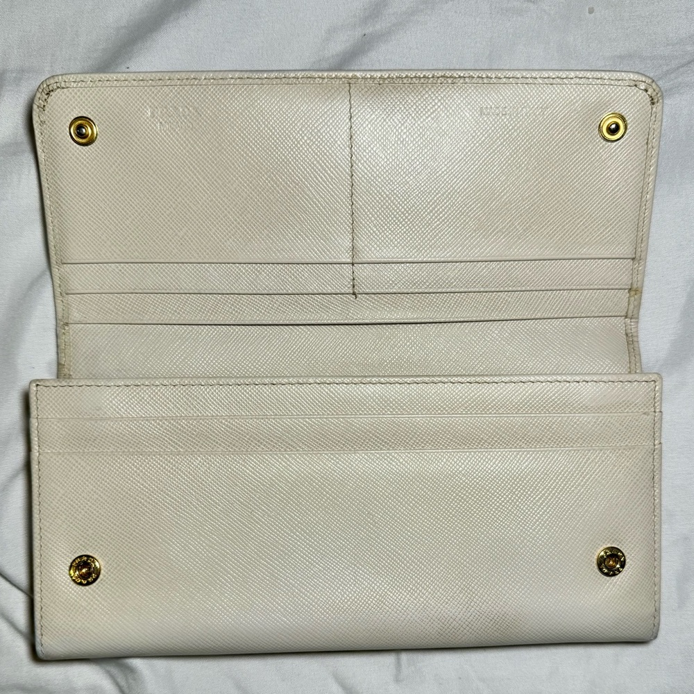 Prada Cream Grey Saffiano Lux Leather Flap Continental Wallet - Picture 3 of 10